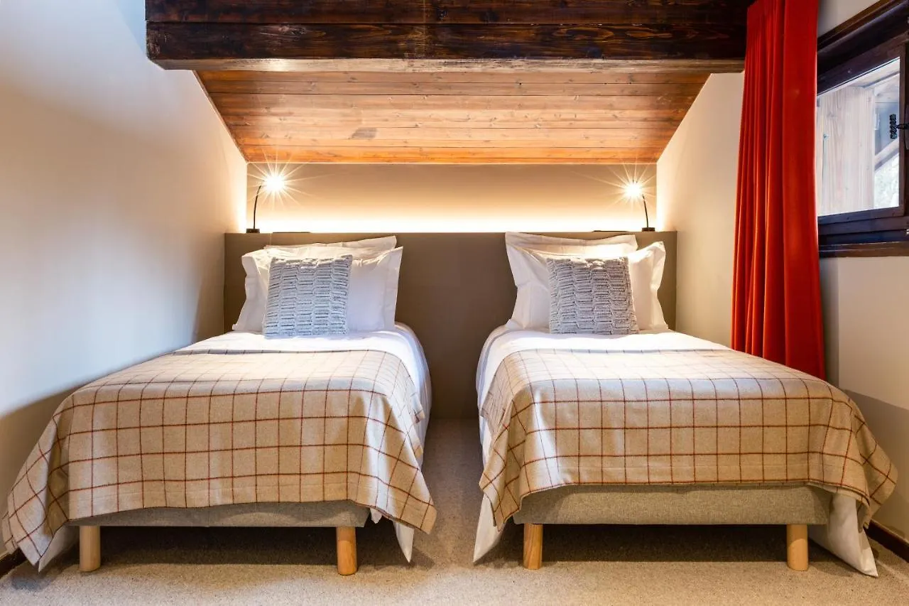 Chalet Les Praz - 280Sqm - Sauna Cinema Fitness - 5 Bedrooms In Heart Of Les Praz - By Cozee Rentals Chamonix France
